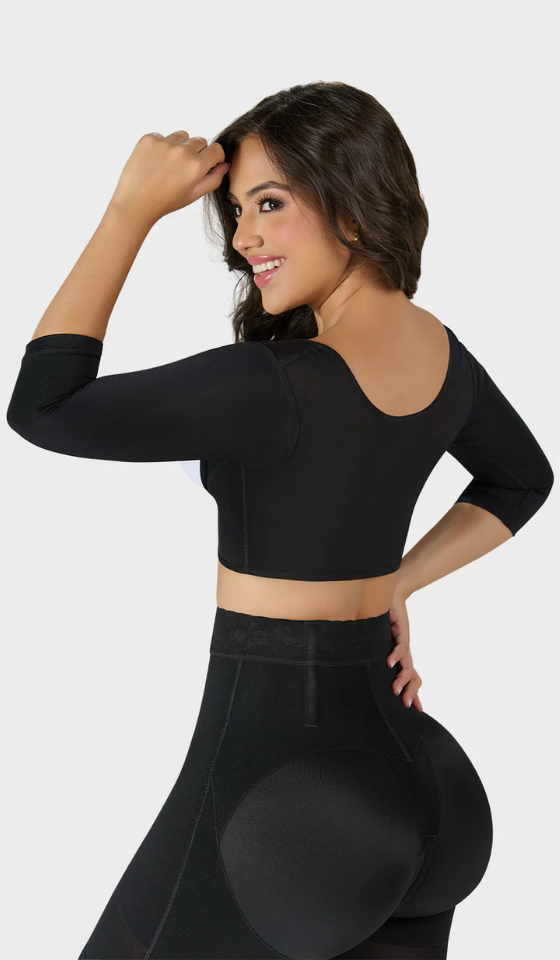 CH004  Chaleco con mangas para damas