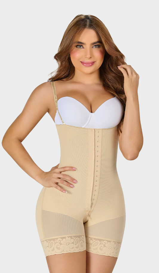 F0066 Faja corta moldeadora strapless siliconado