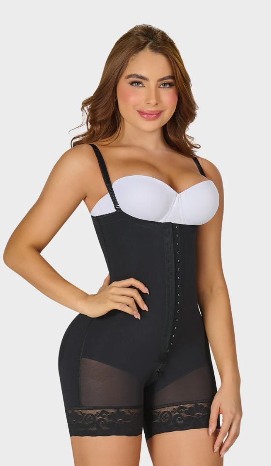 F0066 - Faja corta moldeadora strapless siliconado