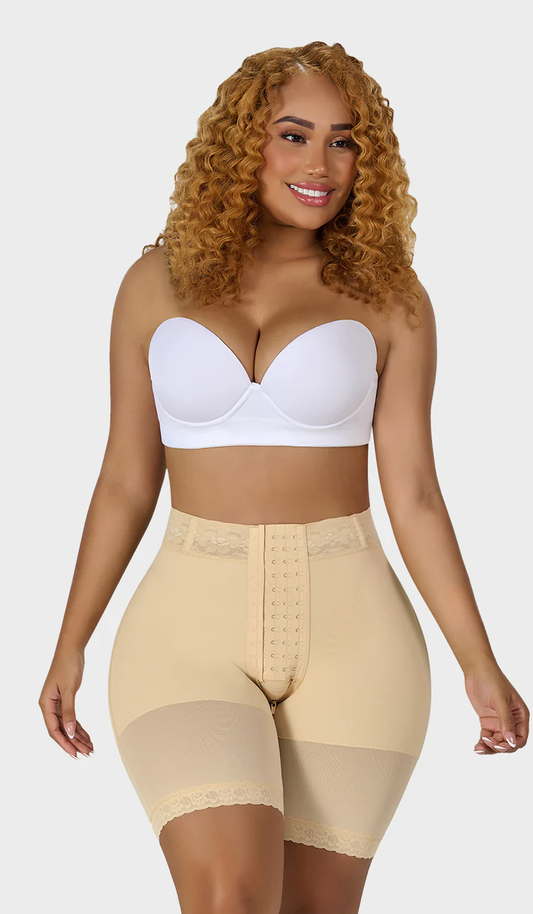 STA-00428 - Short tipo reloj de arena con abrochadura