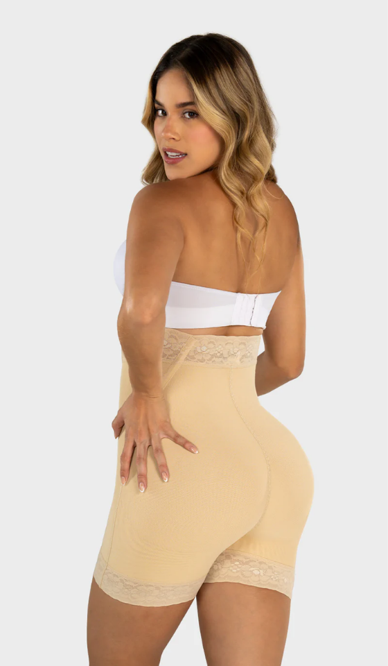 SXA01712  Short con realce INVISIBLE